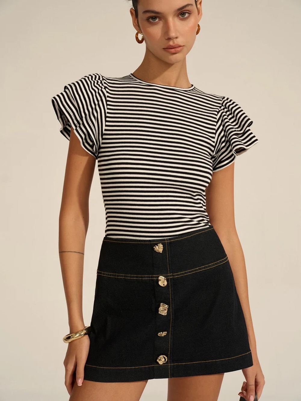Commense Striped Ribbed Top - Picture 2 of 16